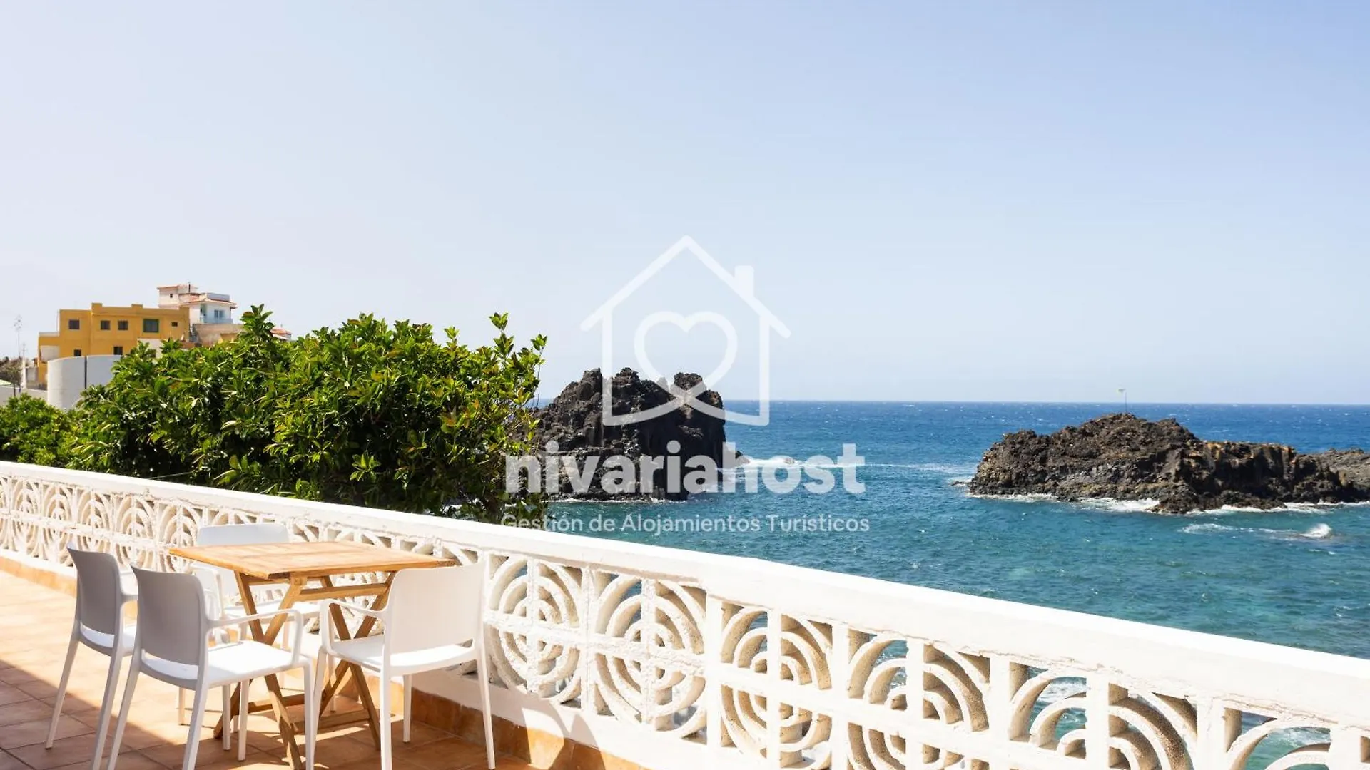 Сasa de vacaciones Ocean House El Pris, By Nivariahost